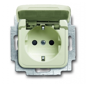 Busch-Jäger SCHUKO® socket insert, with int. erh. touch protection white 2013-0-5306
