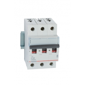 Legrand 4225 TX3 C-piirteet circuit breaker, 32A, 3-napainen, 10KA, 400VAC, 3TE
