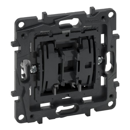 Legrand 864007 Niloe Step Ενσωματωμένος διακόπτης σταυρού 10AX